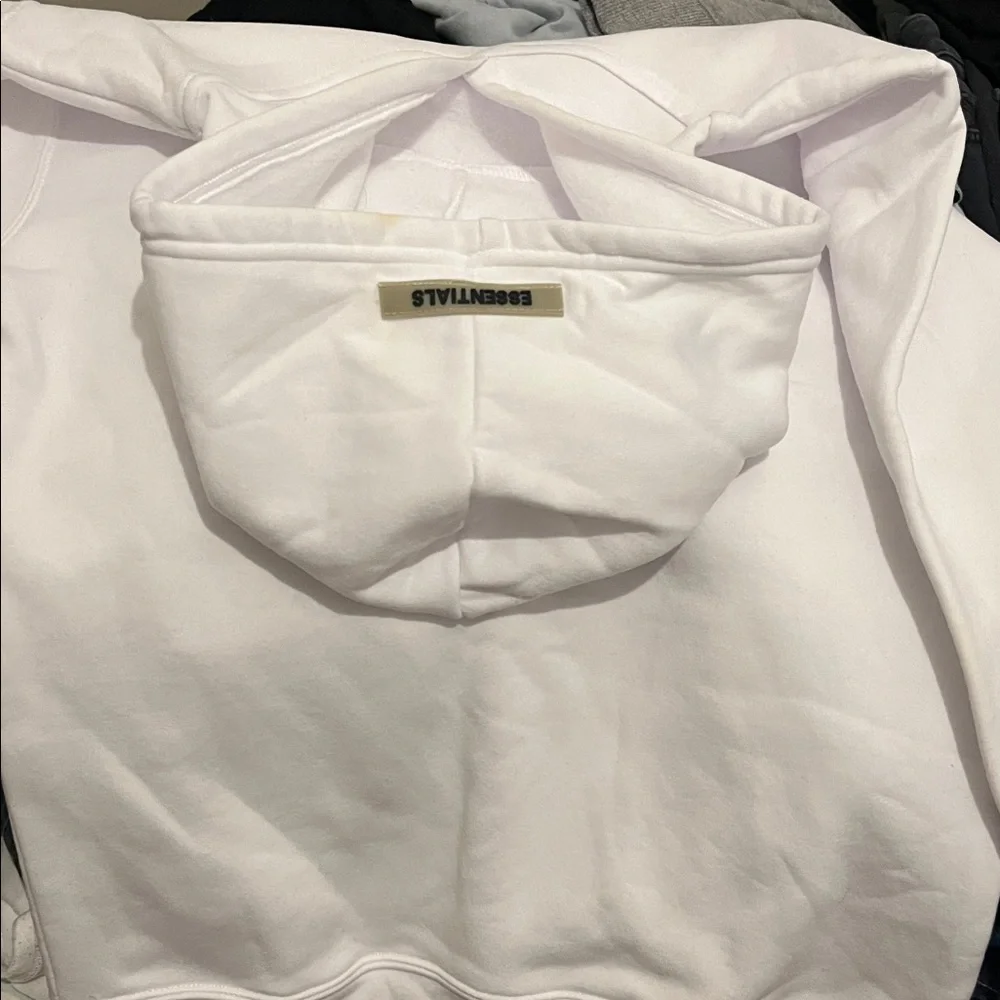 White hoodie - Picture 3 of 4